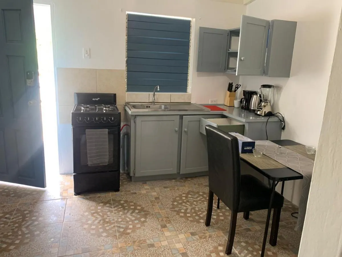 Lovely Studio Apt In Whim Estate-Near Scarborough Trinidad & Tobago